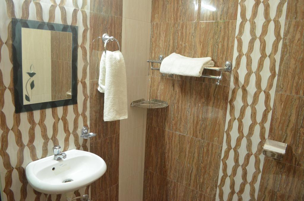 Assi River Guest House Varanasi Dış mekan fotoğraf